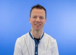 Dhr. G. Hans